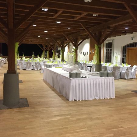 Deckert'S Hotel An Der Klosterpforte ルターシュタット・アイスレーベン エクステリア 写真